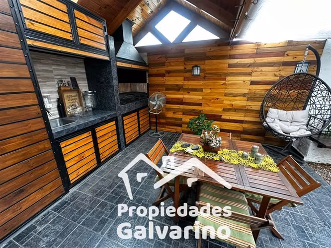 Casa en venta de 3 dorm. en Maipú