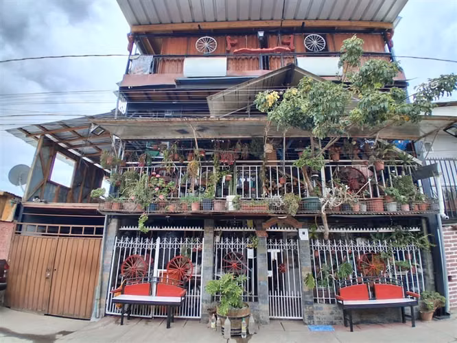 Casa en venta de 10 dorm. en Lo Prado