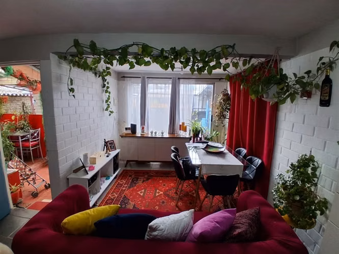 Casa en venta de 2 dorm.1 Baño en Peñalolén