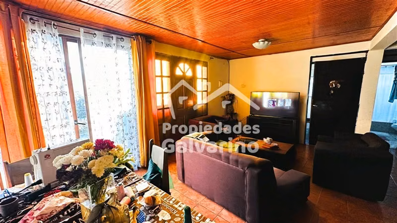 Casa en venta de 4 dorm. en Huechuraba
