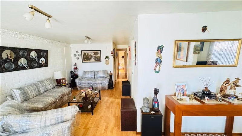 Casa en venta de 3 dorm. en La Granja