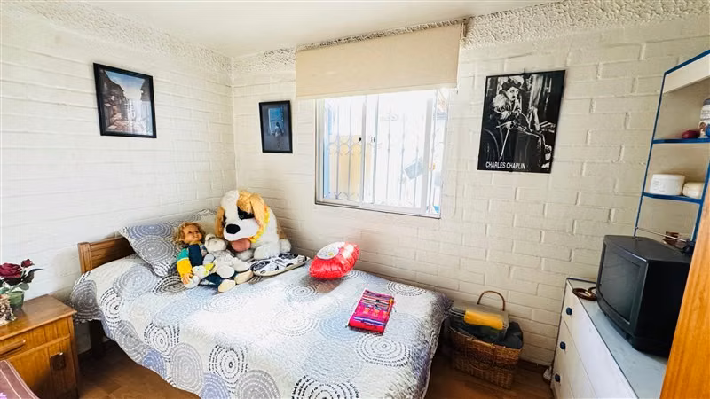 Casa en venta de 3 dorm. en La Granja