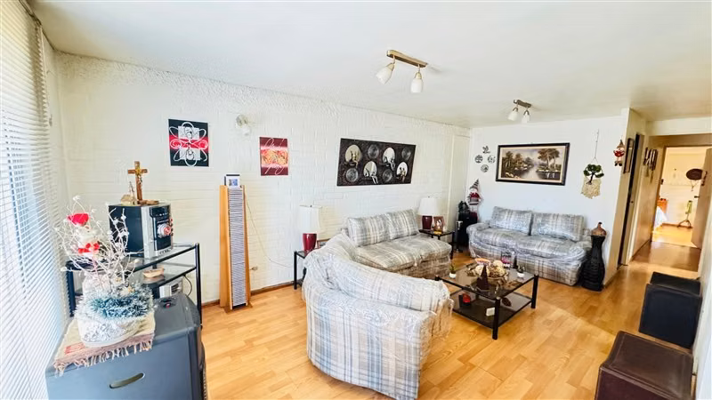 Casa en venta de 3 dorm. en La Granja