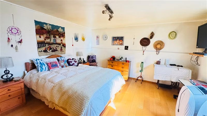 Casa en venta de 3 dorm. en La Granja