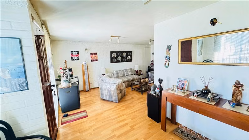 Casa en venta de 3 dorm. en La Granja