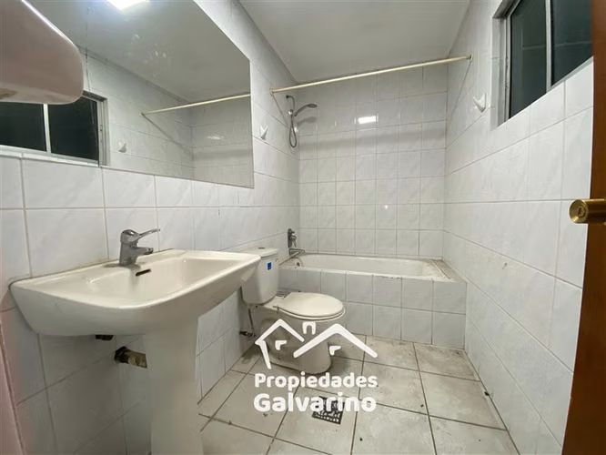 Casa en venta de 5 dorm. en La Serena