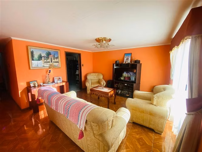 Casa 4D+1B en venta en La Serena