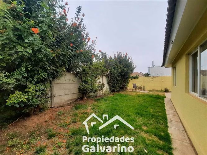 Casa en venta de 3 dorm. en La Serena