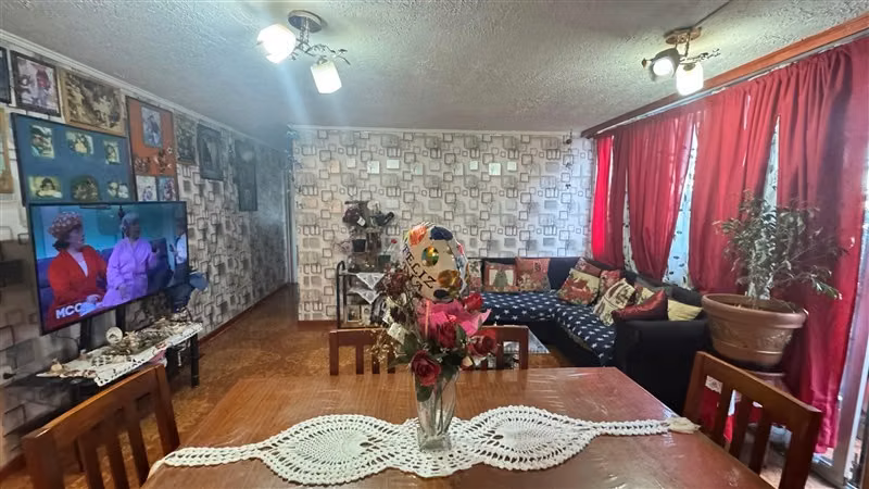 Departamento en venta de 2 dorm. en Cerro Navia
