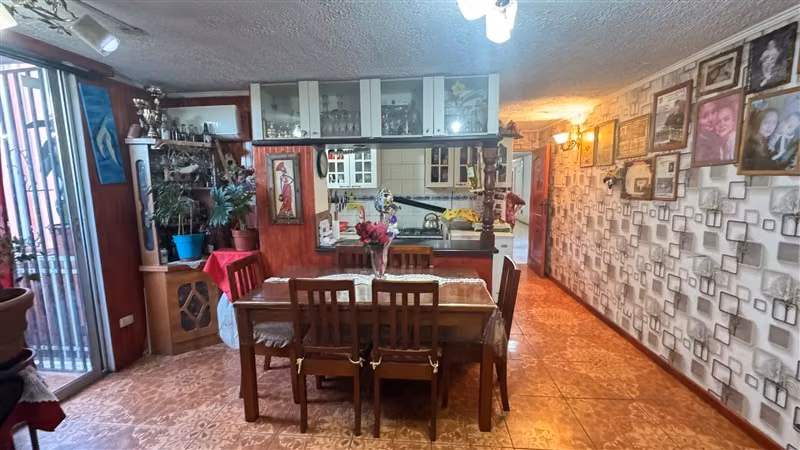 Departamento en venta de 2 dorm. en Cerro Navia