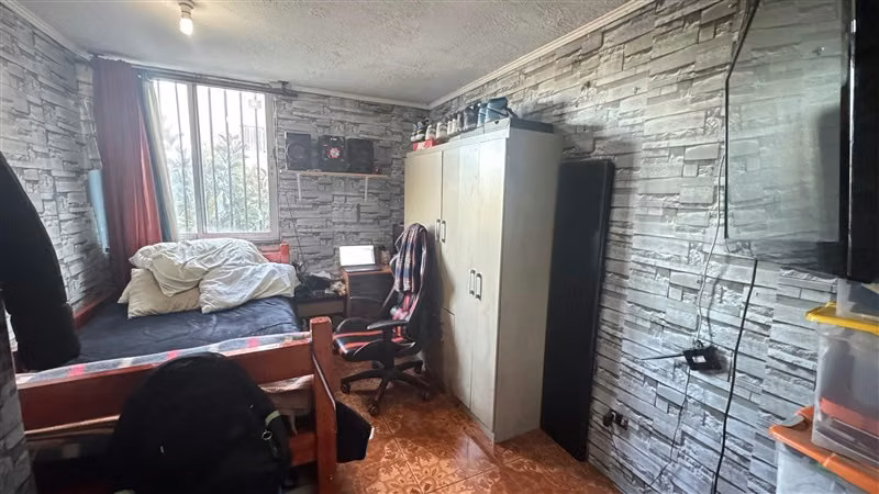 Departamento en venta de 2 dorm. en Cerro Navia