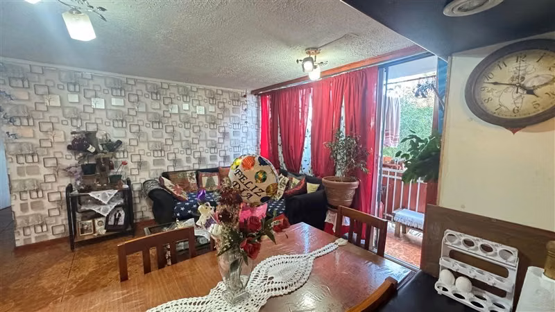 Departamento en venta de 2 dorm. en Cerro Navia