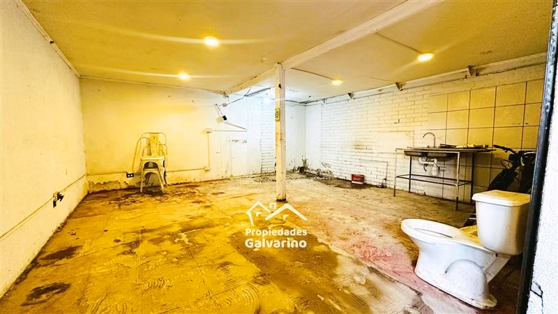 Casa en venta de 6 dorm. en Quilicura