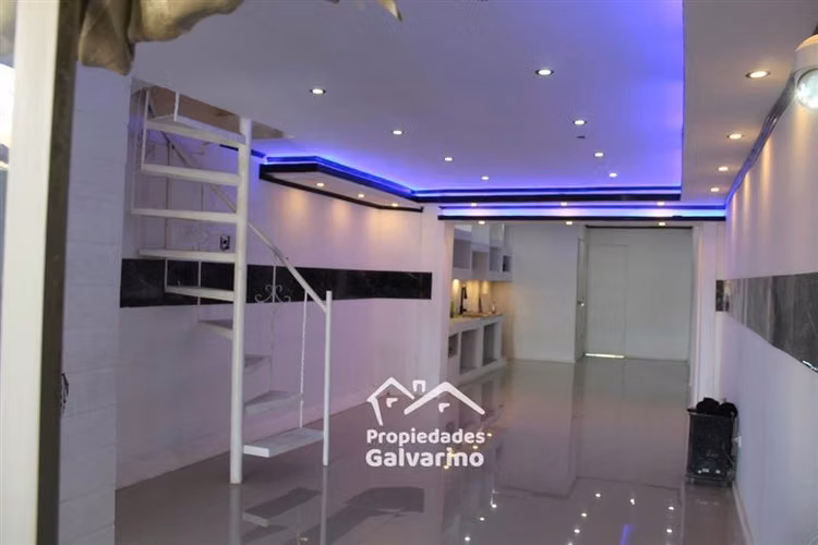 Casa en venta de 5 dorm. en Renca
