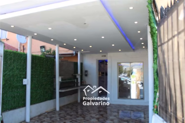 Casa en venta de 5 dorm. en Renca