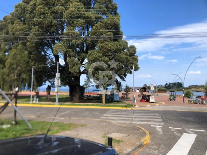 Terreno en primera línea en la costanera de Llanquihue