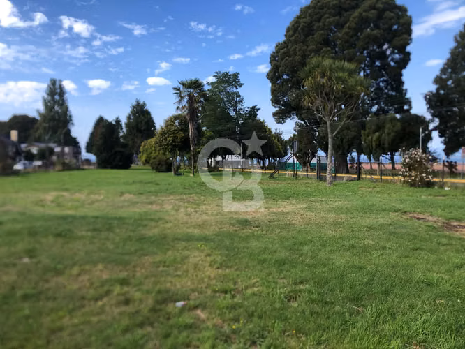 Terreno en primera línea en la costanera de Llanquihue