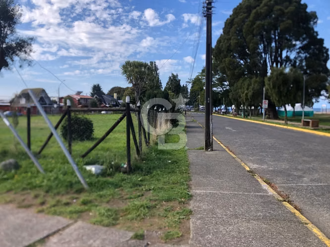 Terreno en primera línea en la costanera de Llanquihue