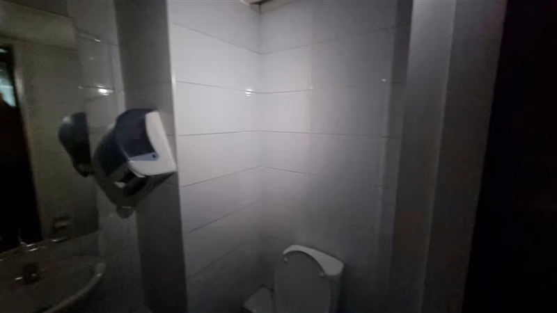 Exelente oficina en la Dehesa OPORTUNIDAD - Imagen 5