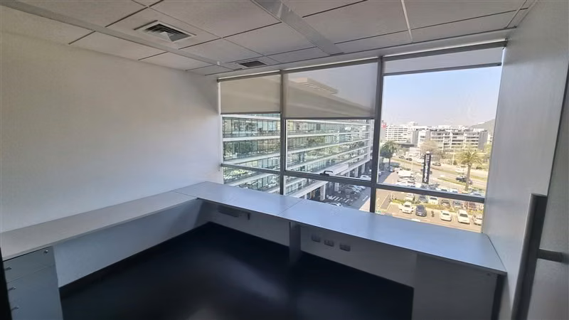 Exelente oficina en la Dehesa OPORTUNIDAD - Imagen 6