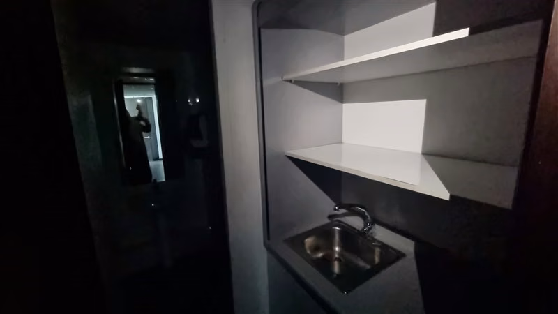 Exelente oficina en la Dehesa OPORTUNIDAD - Imagen 4