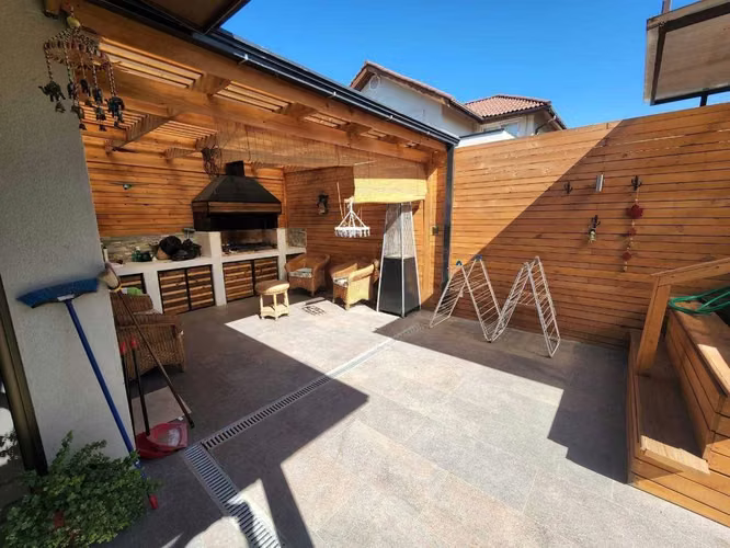 Excelente Casa de 3 dormitorios y 3 baños. (153477)