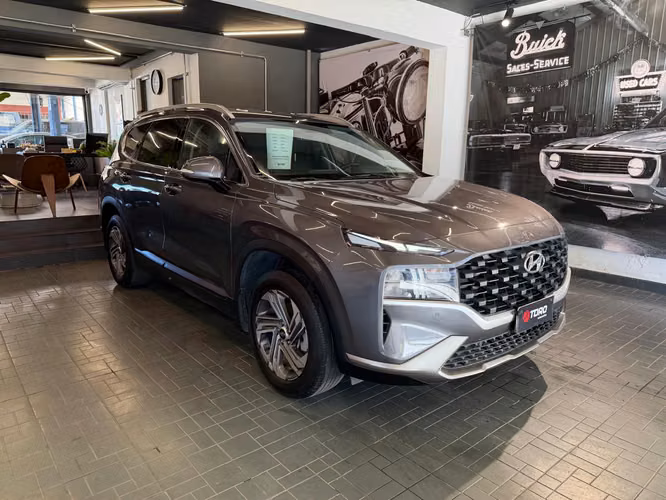 Hyundai Santa Fe Value 4x4 (Pie desde $8.000.000)