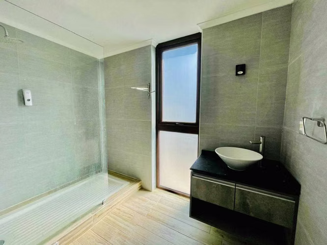 Modernismo, confortabilidad en cond privado   (153688) - Imagen 5