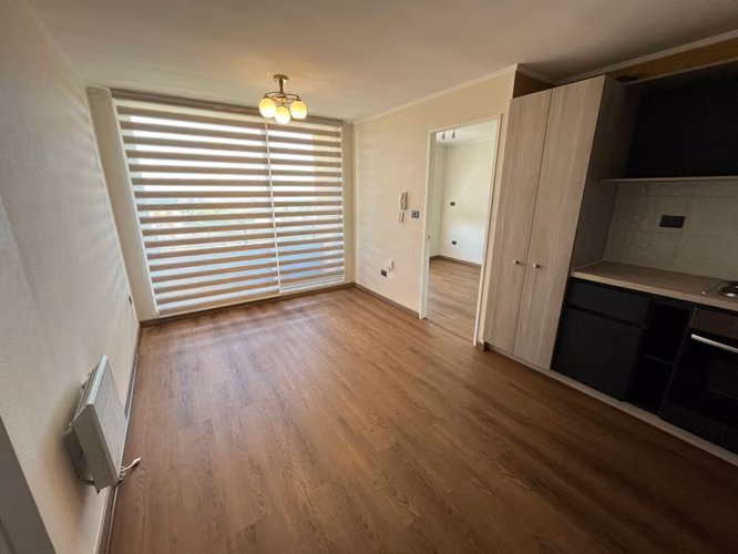 ARRIENDO CÓMODO DP 2D + 2B + ESTACIONAMIENTO, EDIFICIO LAGUNA ORIENTE AV. 21 DE MAYO CONCEPCIÓN