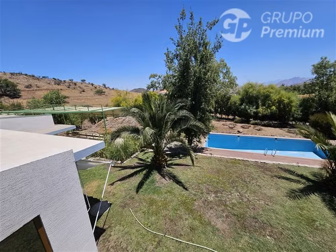 Casa en venta en Colina Hacienda Chacabuco
