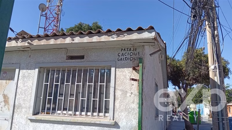 terreno con casa que se incendio bien ubicada . en Copiapó