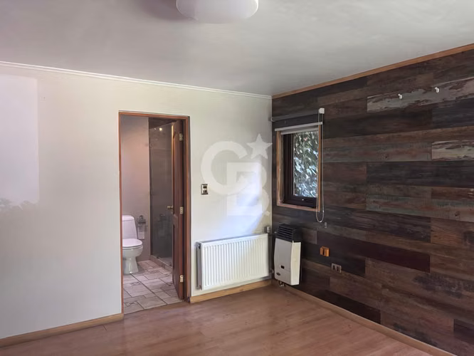 Casa Amplia en Condominio, Cerca de Playa Hermosa y Lago