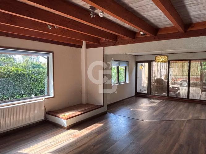 Casa Amplia en Condominio, Cerca de Playa Hermosa y Lago
