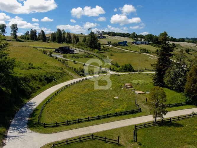 Hermoso Proyecto Vistas al Lago y Volcanes en Frutillar