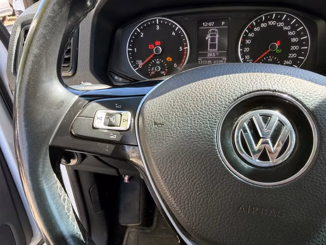 VOLKSWAGEN AMAROK 2023