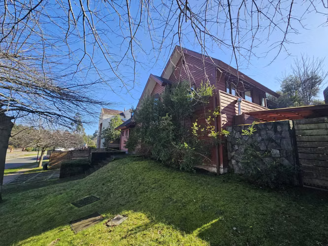 arriendo casa 5D 4B a metros colegio ingles (153751)