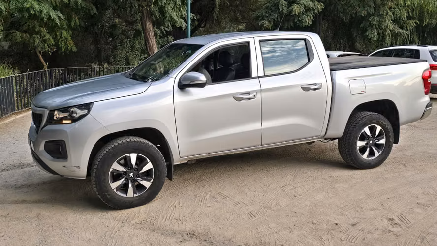 PEUGEOT LANDTREK MT 4X2 2023 