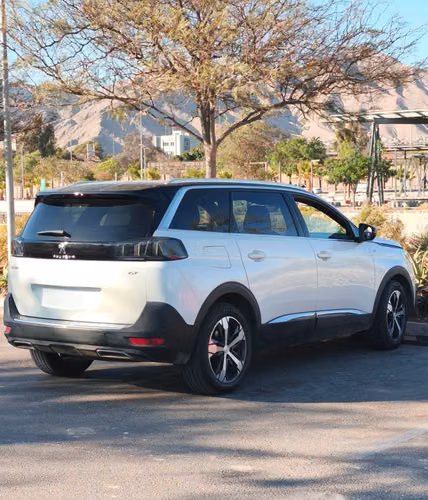 Peugeot 5008 GT BlueHDi 2023