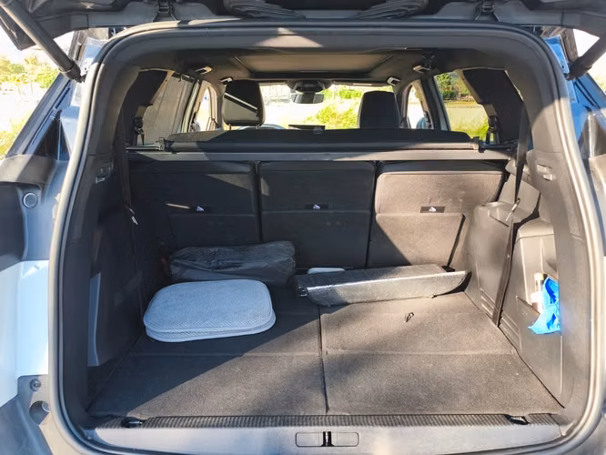 Peugeot 5008 GT BlueHDi 2023