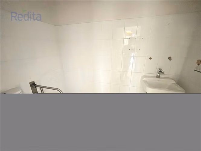 Local comercial 1er Piso 78,7m strip Av. La Florida