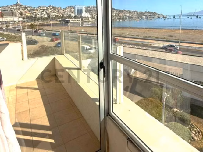 Vendo amplio departamento Costanera de Coquimbo.