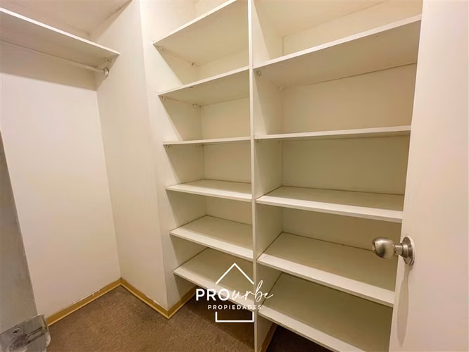 Depto 2 dorm/1 b rebajado Metro Las Rejas c/ est y bod - Imagen 9