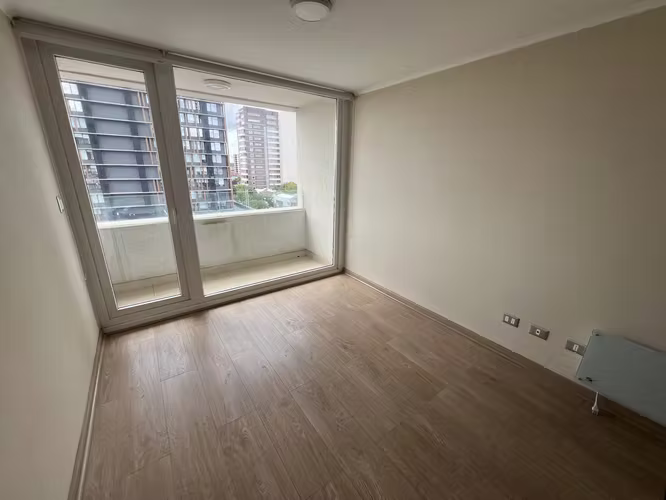 Departamento, 1 dormitorio, 1 baño, sin estacionamiento, ubicado en centro de Chillan (vv705)