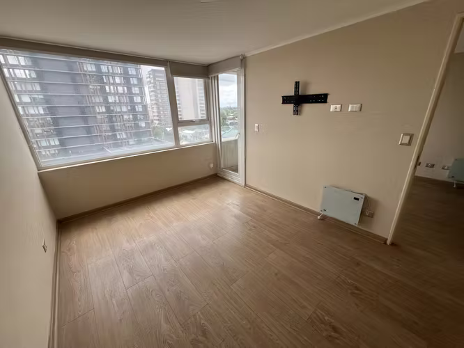 Departamento, 1 dormitorio, 1 baño, sin estacionamiento, ubicado en centro de Chillan (vv705)