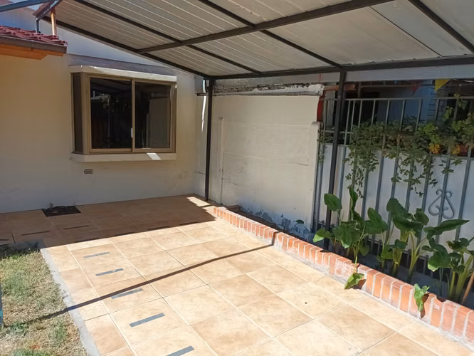 Arriendo Hermosa Casa Villa Eucaliptus a pasos de Hospital Fusat, Jumbo - Imagen 2