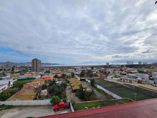 Vive el Confort en Amplio Departamento (154114)