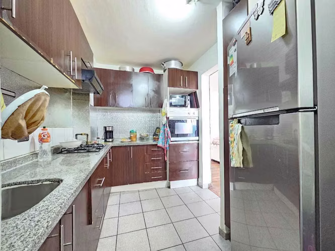 Vive el Confort en Amplio Departamento (154114)