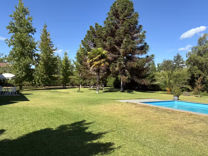 VENTA CASA EN CONDOMINIO DE ZAPALLAR EN CURICÓ