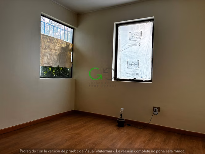 VENTA CASA PIRINEOS II EN AV ESPAÑA DE CURICO