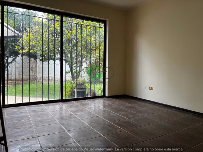 VENTA CASA PIRINEOS II EN AV ESPAÑA DE CURICO